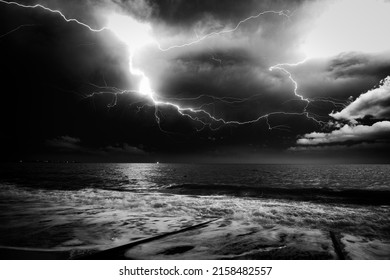 9,208 Sky grayscale Images, Stock Photos & Vectors | Shutterstock