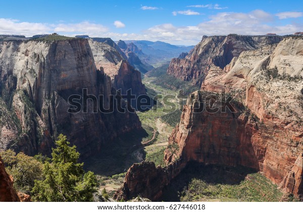 Zion\
Canyon from Observation Point, Zion National\
Park