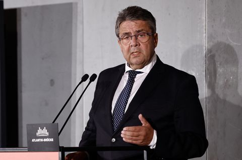 Ex-SPD-Chef Sigmar Gabriel will mit den Taliban verhandeln