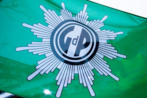 Polizeigewerkschaft bekräftigt Forderung nach mehr Befugnissen