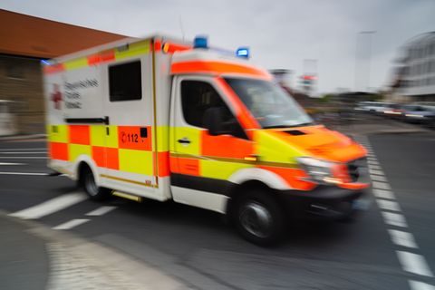 Fünf Menschen sind bei einem Unfall in Coesfeld-Lette verletzt worden, zwei von ihnen lebensgefährlich. (Symbolbild) Foto: Nicol