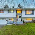 Extensively Updated 4 Bed Family Home on Quiet Nanaimo Street thumbnail image