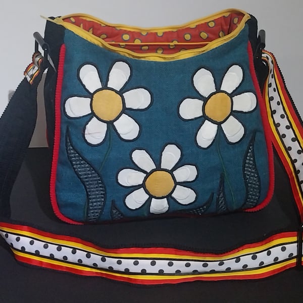 Giggling Daisies Handbag