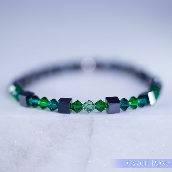 Swarovski and Hematite stretch beaded bracelet green black