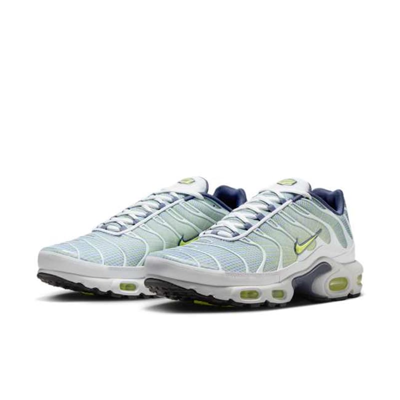 Nike Air Max Plus HV6227-001 05