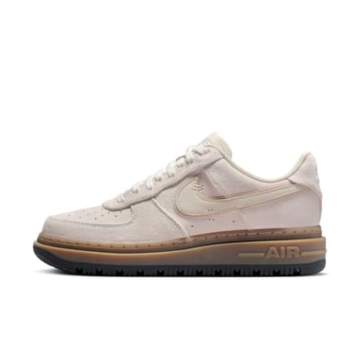 Nike Air Force 1 Luxe HV2531-100