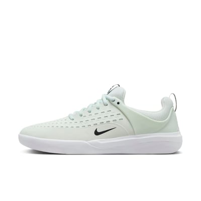 Nike SB Zoom Nyjah 3 DV7896-301