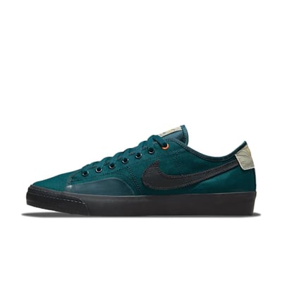 Nike SB Blazer Court x Daan Van Der Linden CZ5605-301