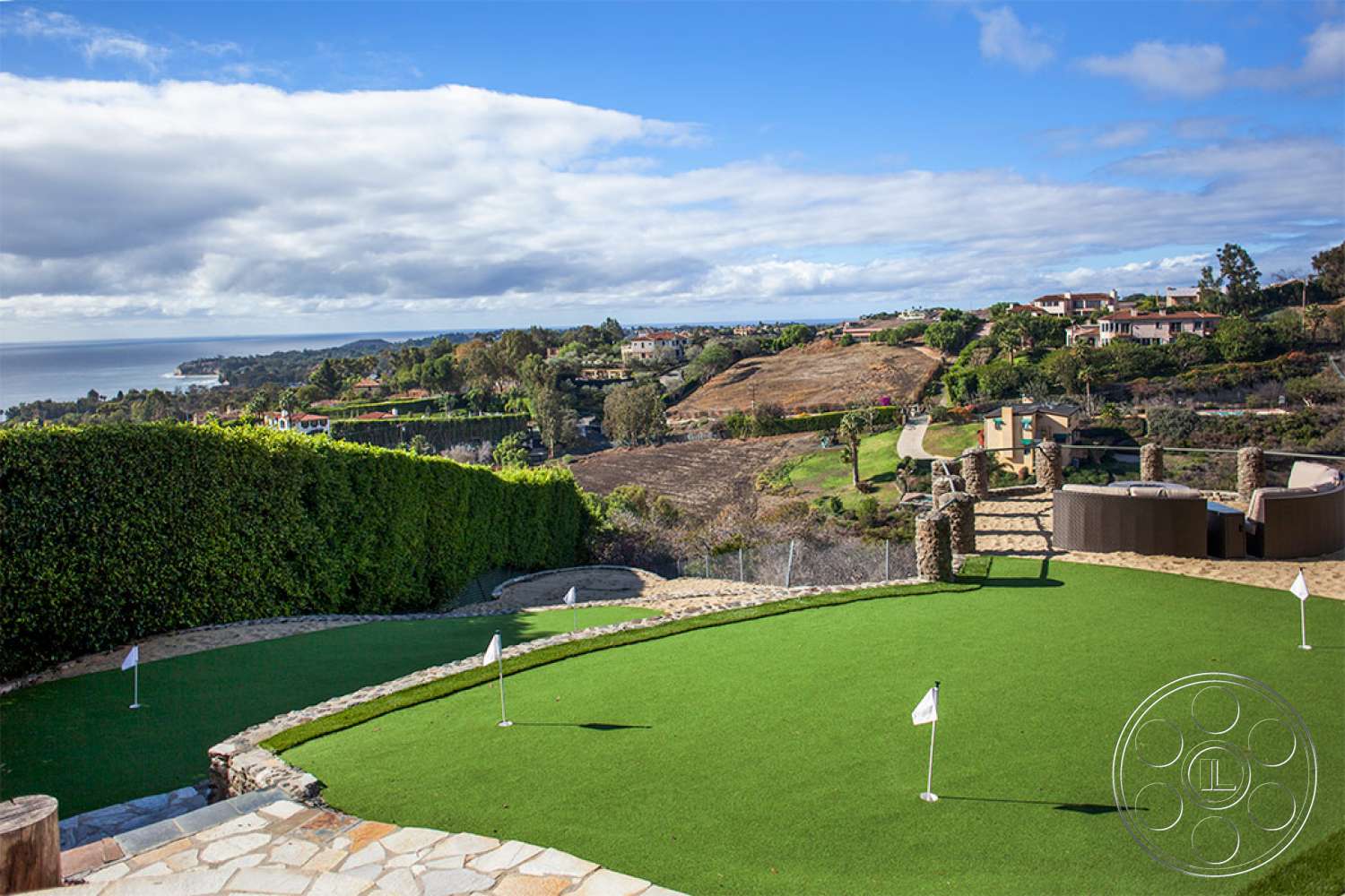 Mansion 83 - outdoors, field, path, sport, sports, golf, mini golf