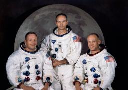 Tripulantes de la misión Apollo 11: Neil A. Armstrong, comandante; Michael Collins, piloto del módulo, y Edwin E. "Buzz" Aldrin, piloto del módulo lunar.