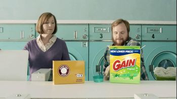 Gain Detergent TV Spot, 'Revolving Door'