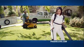 Progressive TV Spot For Commercial Auto Featuring Flo