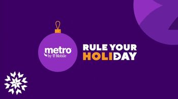 Metro by T-Mobile TV Spot, 'Rule Your Holiday' - Thumbnail 10