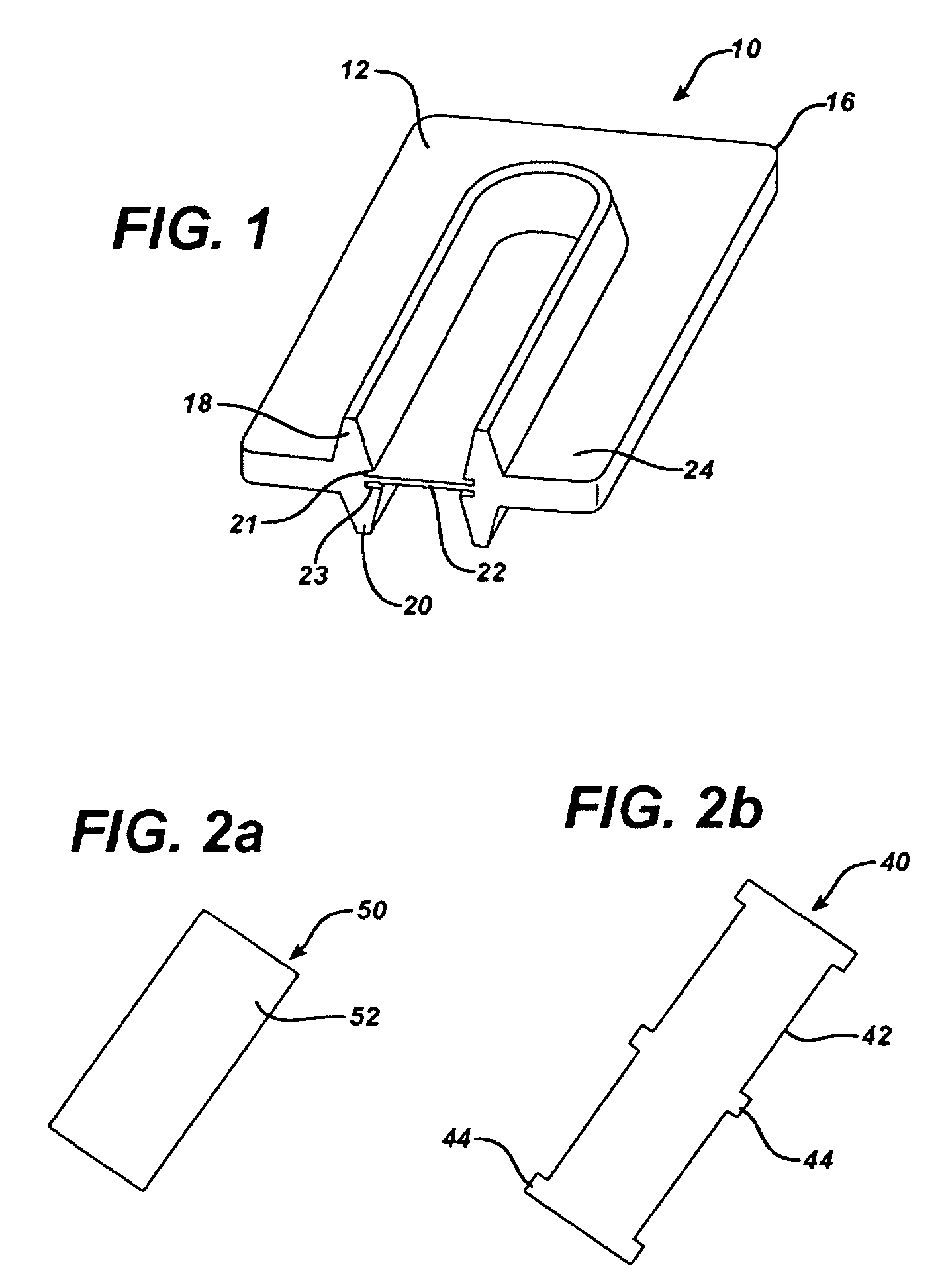 Apparatus and method for attaching a surgical buttress to a stapling apparatus