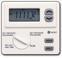 Lux WIN100 Heating & Cooling Programmable Outlet Thermostat