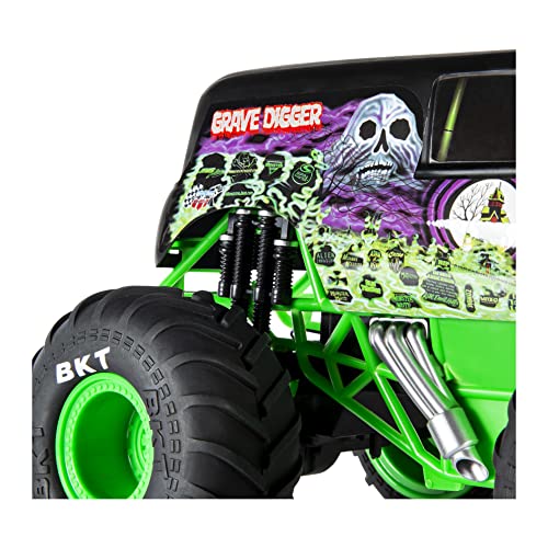 Monster Jam, Official Grave Digger Remote Control Truck 1:15 Scale, 2 ...