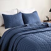 DOWNCOOL Navy Queen Quilt Bedding Set, 3Pcs Ultrasonic Process Leaf Texture Pattern Queen Quilt Set, Soft Lightweight Bedspre