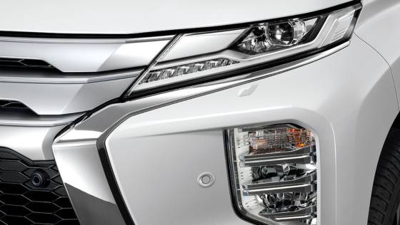 Mitsubishi Pajero Sport 2020 ภายนอก 005