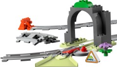 <h1>Train Tunnel and Tracks</h1><div class='tags floatleft'><a href='/sets/10425-1/Train-Tunnel-and-Tracks'>10425-1</a> <a href='/sets/theme-Duplo'>Duplo</a> <a class='subtheme' href='/sets/subtheme-Trains'>Trains</a> <a class='year' href='/sets/theme-Duplo/year-2025'>2025</a> </div><div class='floatright'>©2025 LEGO Group</div>