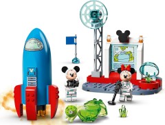 <h1>Mickey Mouse & Minnie Mouse's Space Rocket</h1><div class='tags floatleft'><a href='/sets/10774-1/Mickey-Mouse-Minnie-Mouse-s-Space-Rocket'>10774-1</a> <a href='/sets/theme-Disney'>Disney</a> <a class='subtheme' href='/sets/subtheme-Mickey-and-Friends'>Mickey and Friends</a> <a class='year' href='/sets/theme-Disney/year-2021'>2021</a> </div><div class='floatright'>©2021 LEGO Group</div>