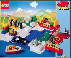 <h1>Water Park</h1><div class='tags floatleft'><a href='/sets/2670-1/Water-Park'>2670-1</a> <a href='/sets/theme-Duplo'>Duplo</a> <a class='year' href='/sets/theme-Duplo/year-1995'>1995</a> </div><div class='floatright'>©1995 LEGO Group</div>