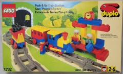 <h1>Push-Along Play Train Set</h1><div class='tags floatleft'><a href='/sets/2732-1/Push-Along-Play-Train-Set'>2732-1</a> <a href='/sets/theme-Duplo'>Duplo</a> <a class='subtheme' href='/sets/subtheme-Trains'>Trains</a> <a class='year' href='/sets/theme-Duplo/year-1993'>1993</a> </div><div class='floatright'>©1993 LEGO Group</div>