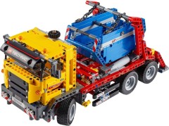 <h1>Container Truck</h1><div class='tags floatleft'><a href='/sets/42024-1/Container-Truck'>42024-1</a> <a href='/sets/theme-Technic'>Technic</a> <a class='year' href='/sets/theme-Technic/year-2014'>2014</a> </div><div class='floatright'>©2014 LEGO Group</div>