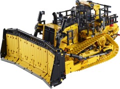 <h1>Cat D11 Bulldozer</h1><div class='tags floatleft'><a href='/sets/42131-1/Cat-D11-Bulldozer'>42131-1</a> <a href='/sets/theme-Technic'>Technic</a> <a class='subtheme' href='/sets/subtheme-Licensed'>Licensed</a> <a class='year' href='/sets/theme-Technic/year-2021'>2021</a> </div><div class='floatright'>©2021 LEGO Group</div>