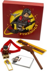 <h1>Harry Potter Reader Box Set</h1><div class='tags floatleft'><a href='/sets/5008983-1/Harry-Potter-Reader-Box-Set'>5008983-1</a> <a href='/sets/theme-Gear'>Gear</a> <a class='subtheme' href='/sets/subtheme-Stationery'>Stationery</a> <a class='year' href='/sets/theme-Gear/year-2024'>2024</a> </div><div class='floatright'>©2024 LEGO Group</div>