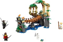 <h1>Master Falls</h1><div class='tags floatleft'><a href='/sets/70608-1/Master-Falls'>70608-1</a> <a href='/sets/theme-The-LEGO-Ninjago-Movie'>The LEGO Ninjago Movie</a> <a class='year' href='/sets/theme-The-LEGO-Ninjago-Movie/year-2017'>2017</a> </div><div class='floatright'>©2017 LEGO Group</div>