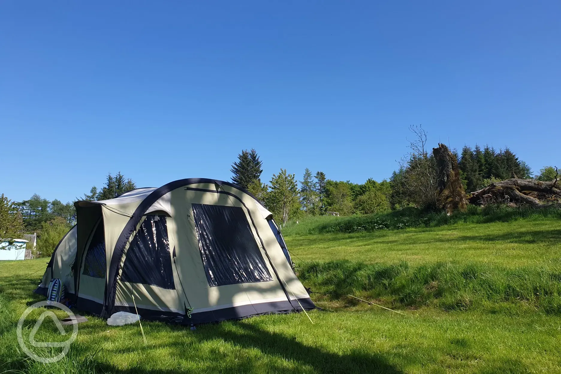 Non electric grass tent pitches