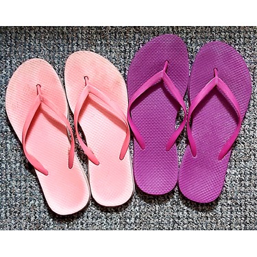 Old Navy Flip Flops