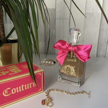 Juicy Couture Viva La Juicy Perfume