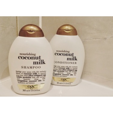 OGX Nourishing Coconut Milk Shampoo