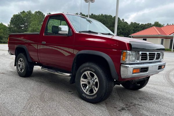 1997 Nissan Hardbody XE 4×4 5-Speed