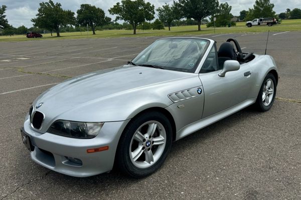 2000 BMW Z3 2.3 5-Speed