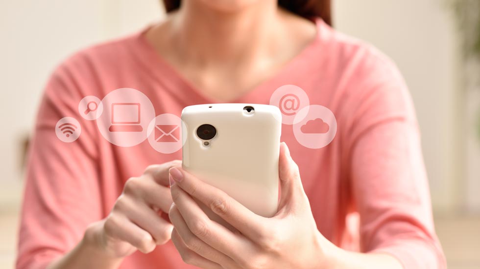 image of a girl holding a cellphone