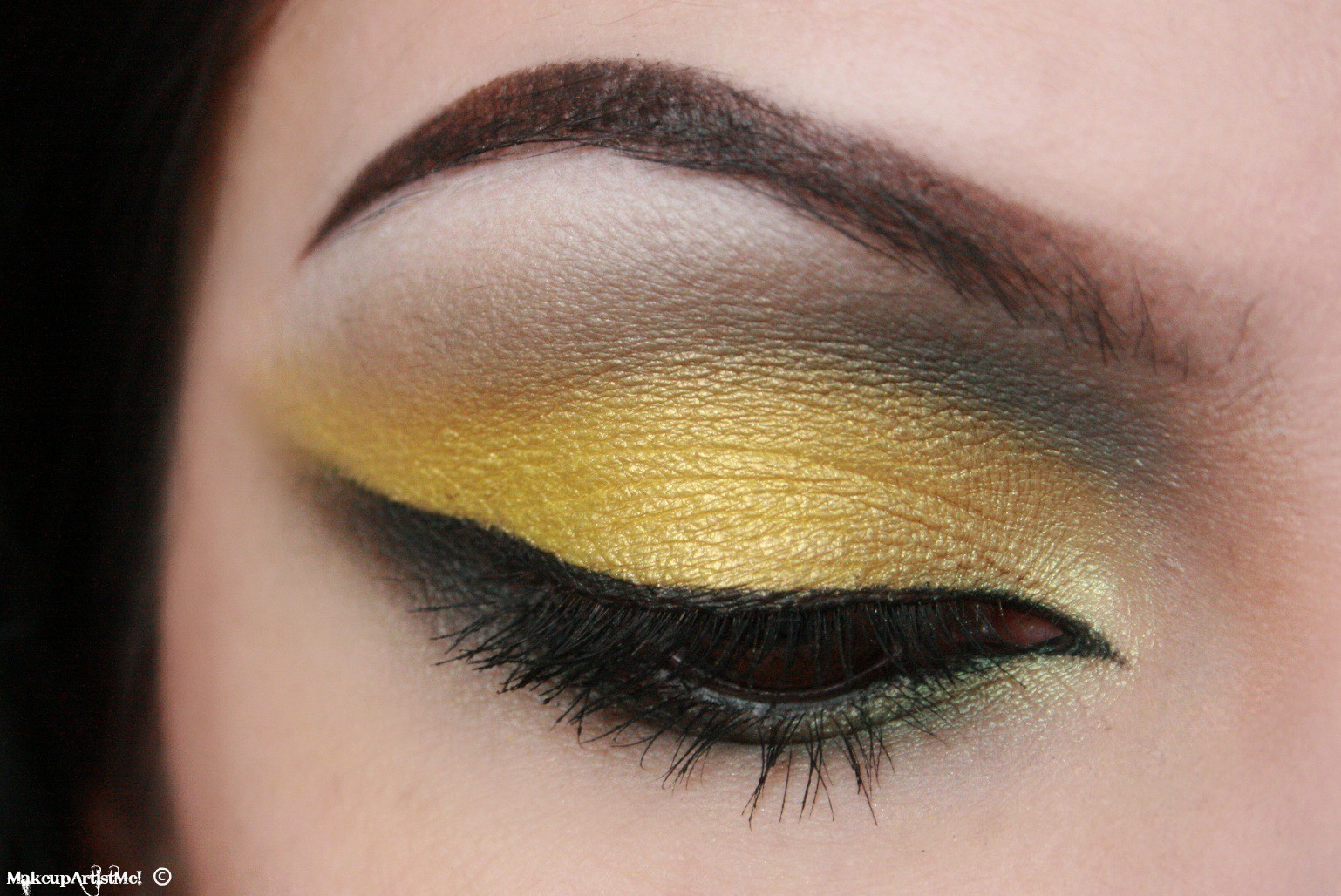 Sunny Edge Makeup Tutorial How To Create A Cut Crease Eye Makeup