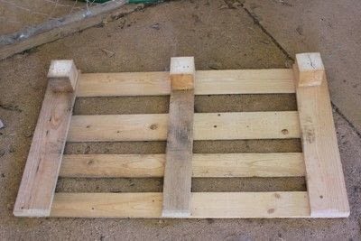 How to make a bench. Diy Pallet Furniture - Step 10