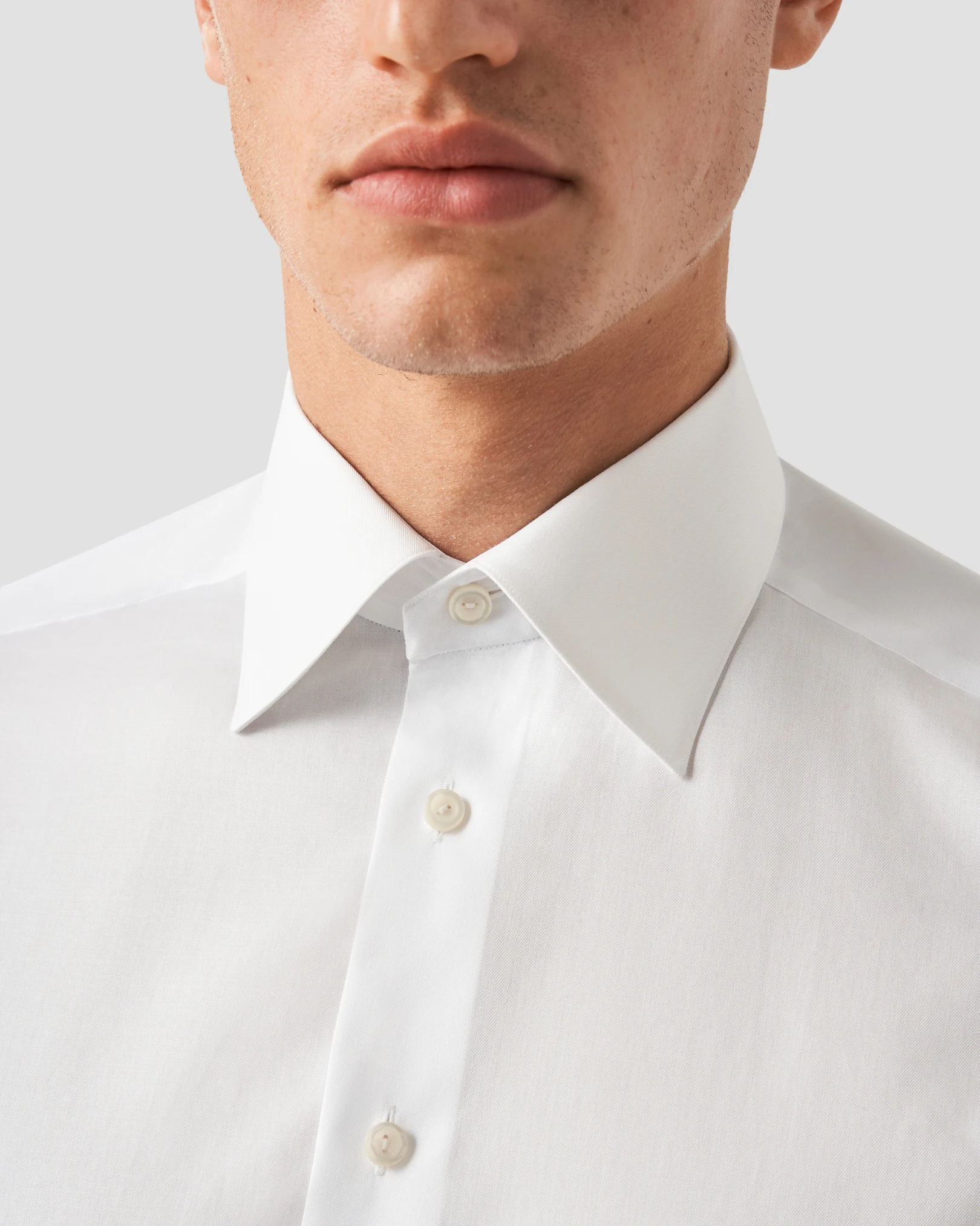 Evening Cut Away Collar