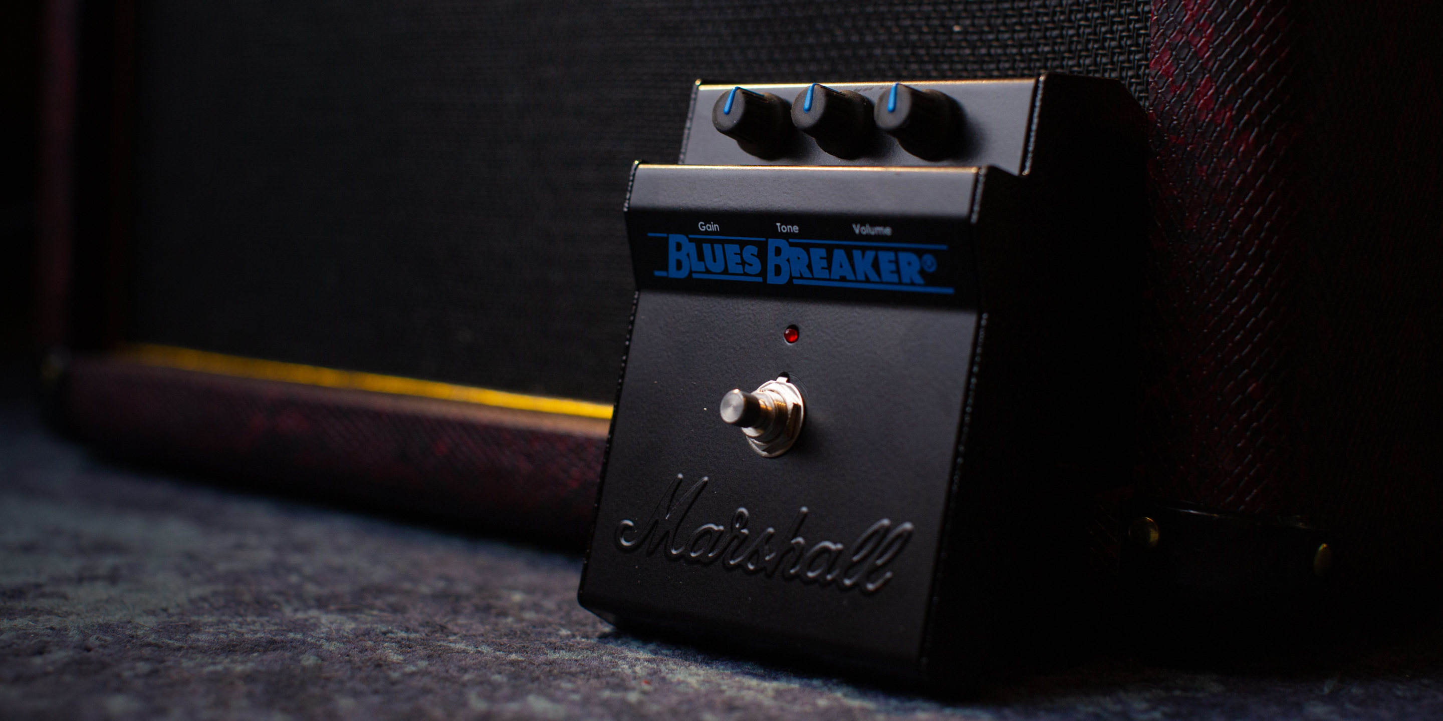 Close-up of a Marshall Bluesbreaker Vintage Reissue guitar pedal.