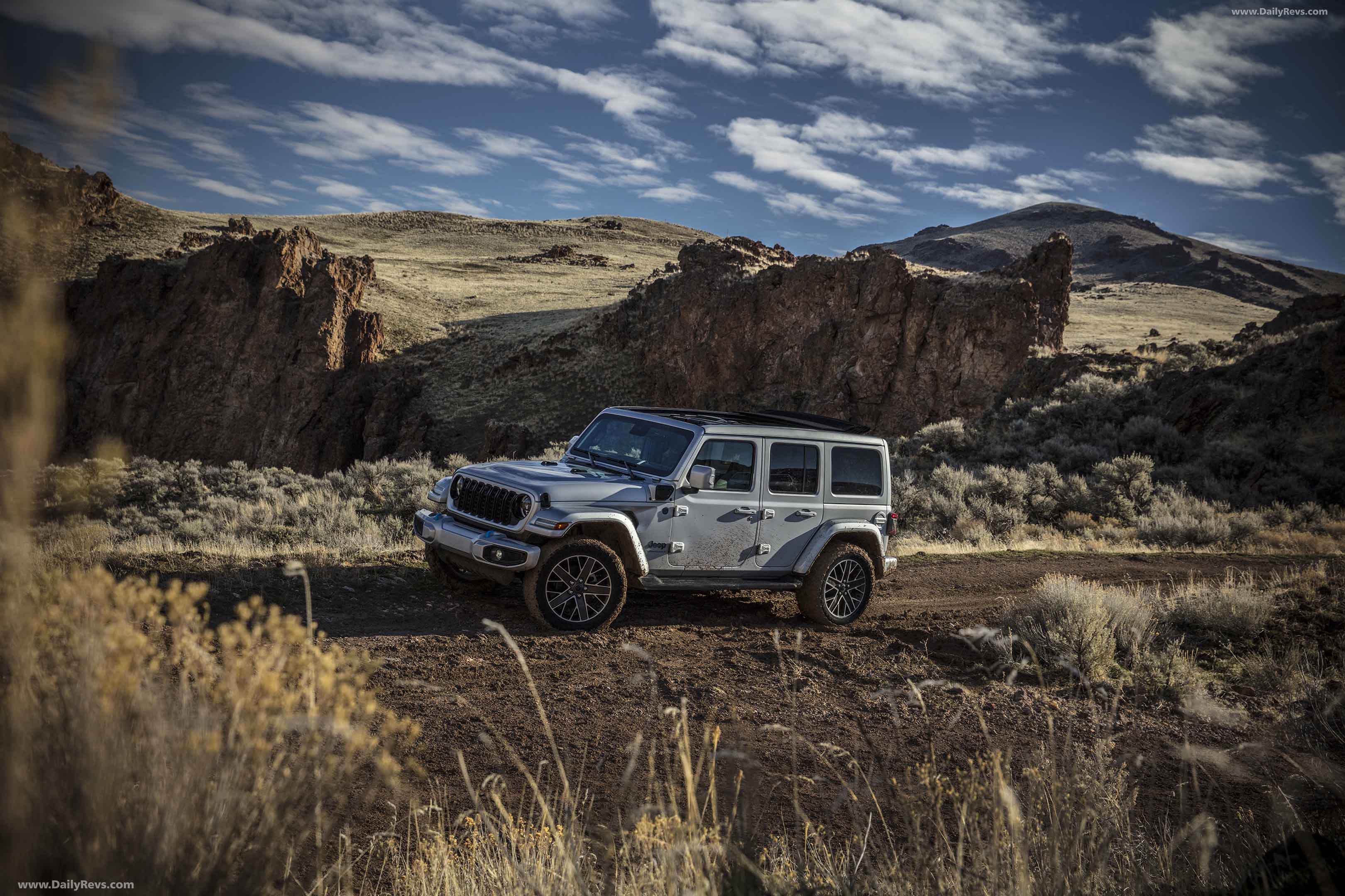 Image for 2024 Jeep Wrangler High Altitude 4xe - Exteriors, Interiors and Details