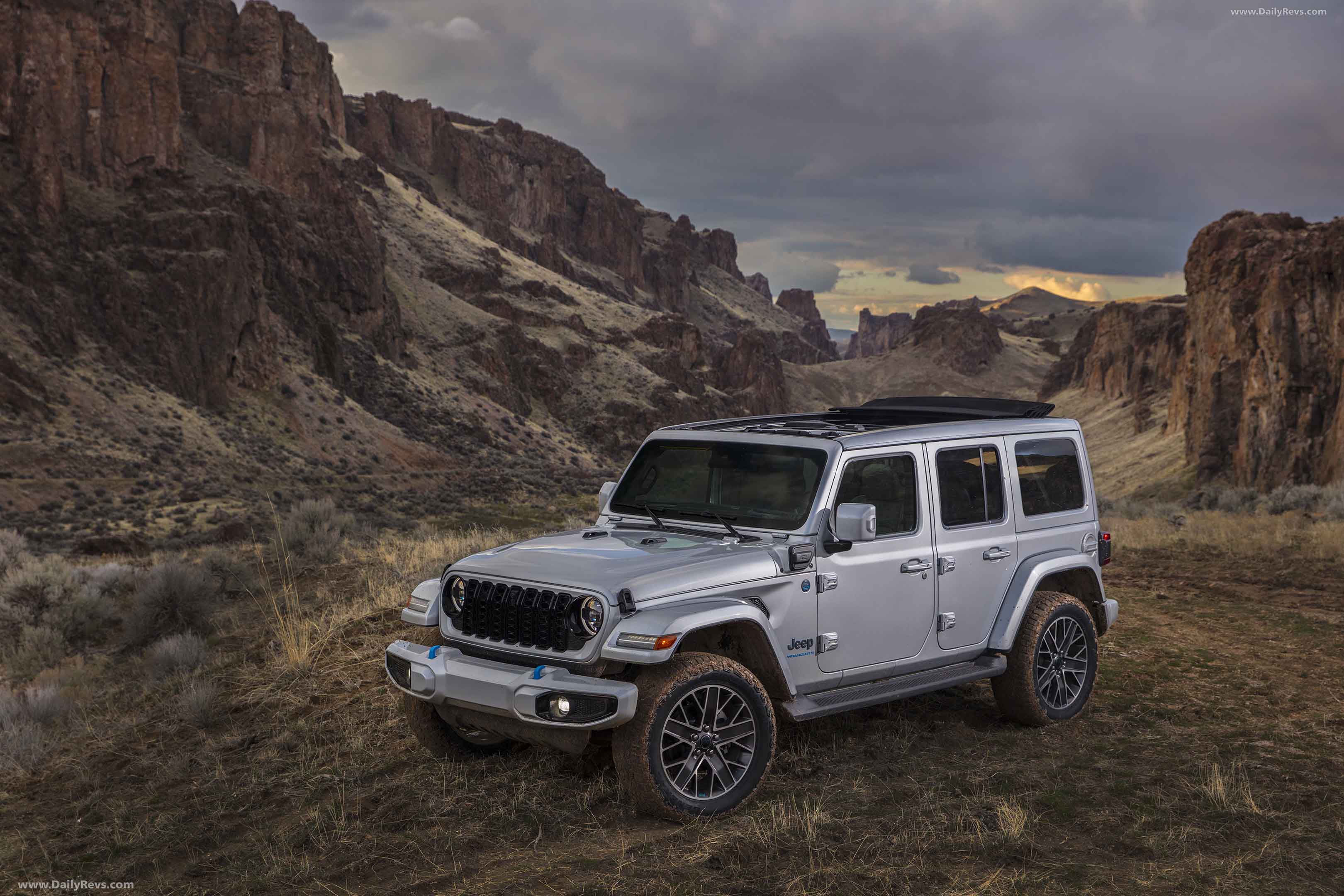 Image for 2024 Jeep Wrangler High Altitude 4xe - Exteriors, Interiors and Details