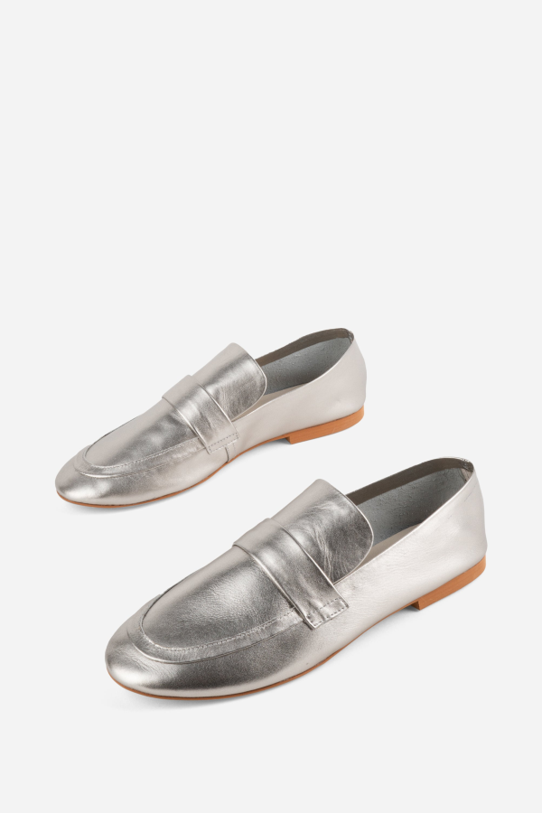 "INTENTIONALLY __________." PERM METALLIC LOAFER - MERCURY