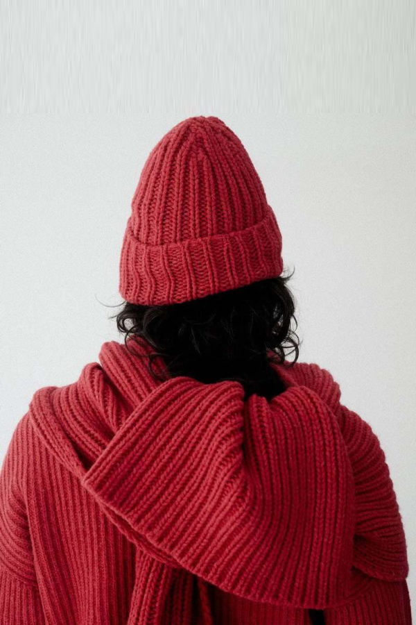 Baserange Mea Beanie - Red