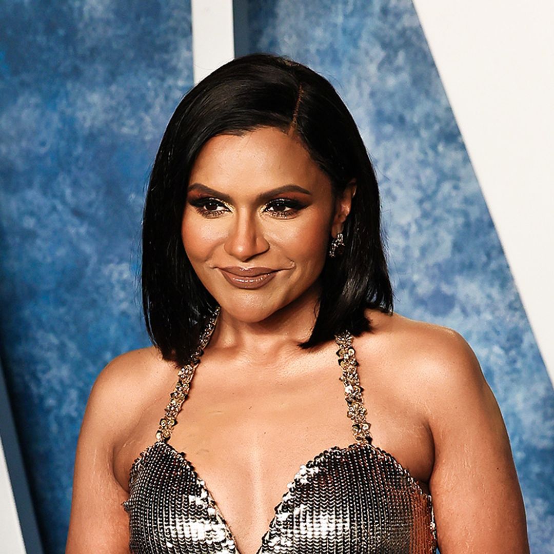 Mindy Kaling is a shimmering siren in slinky third Oscars gown