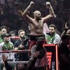 Tyson Fury posa para su público en Riad (AFP)