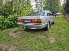 Audi 100