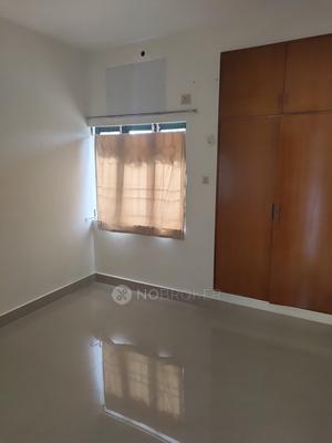 2 BHK Flat In Fairmont Garden, Manapakkam for Rent  In Manapakkam