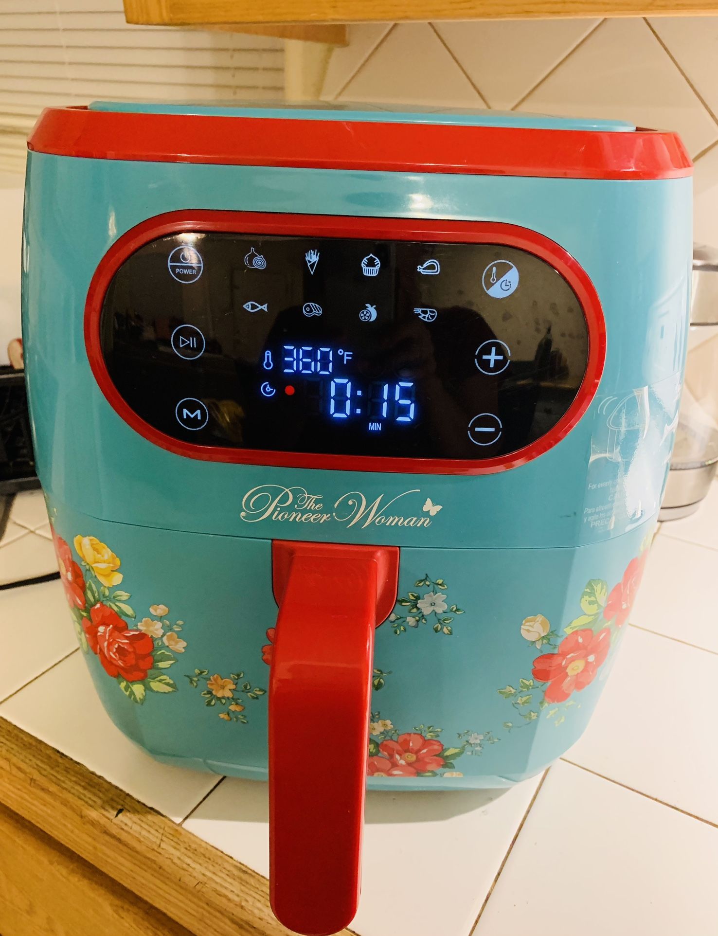 The Pioneer  Woman Air Fryer